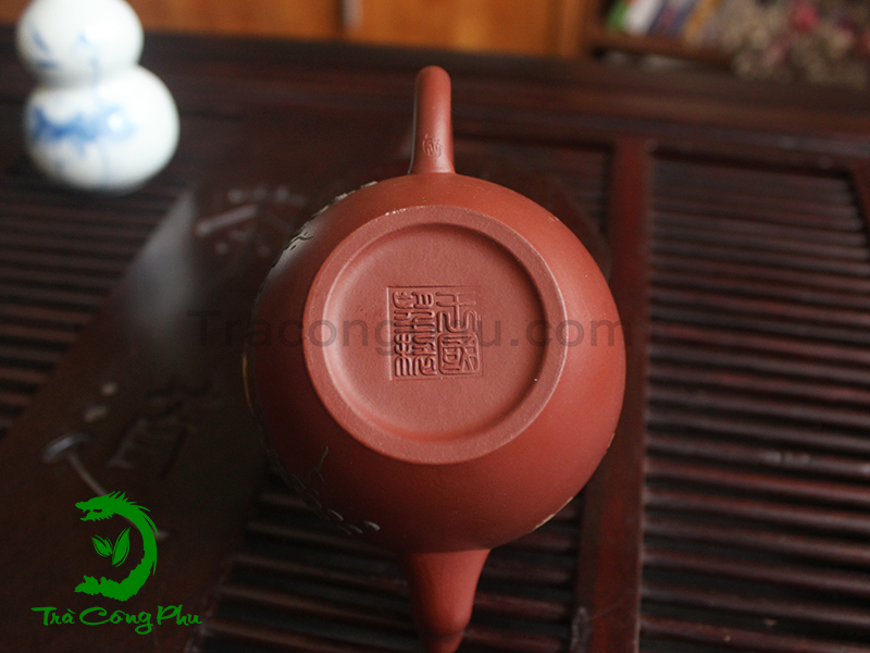 Ấm Tử Sa Mỹ Nhân Kiên Tùng Hạc Diên Niên ATS952